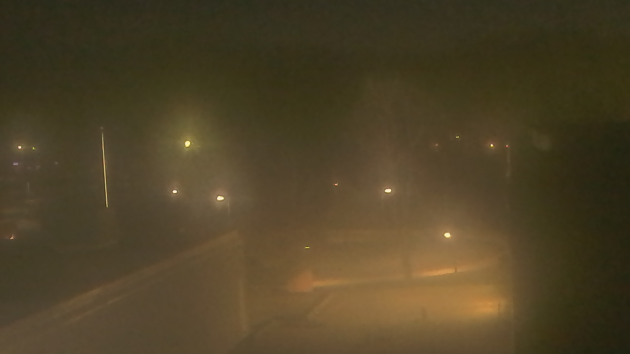 Thumbnail for current weather camera view from Dag Hammarskjold MS in Wallingford, Connecticut