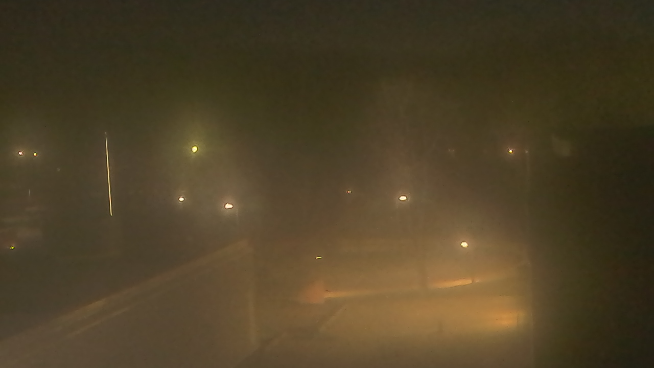 Thumbnail for current weather camera view from Dag Hammarskjold MS in Wallingford, Connecticut