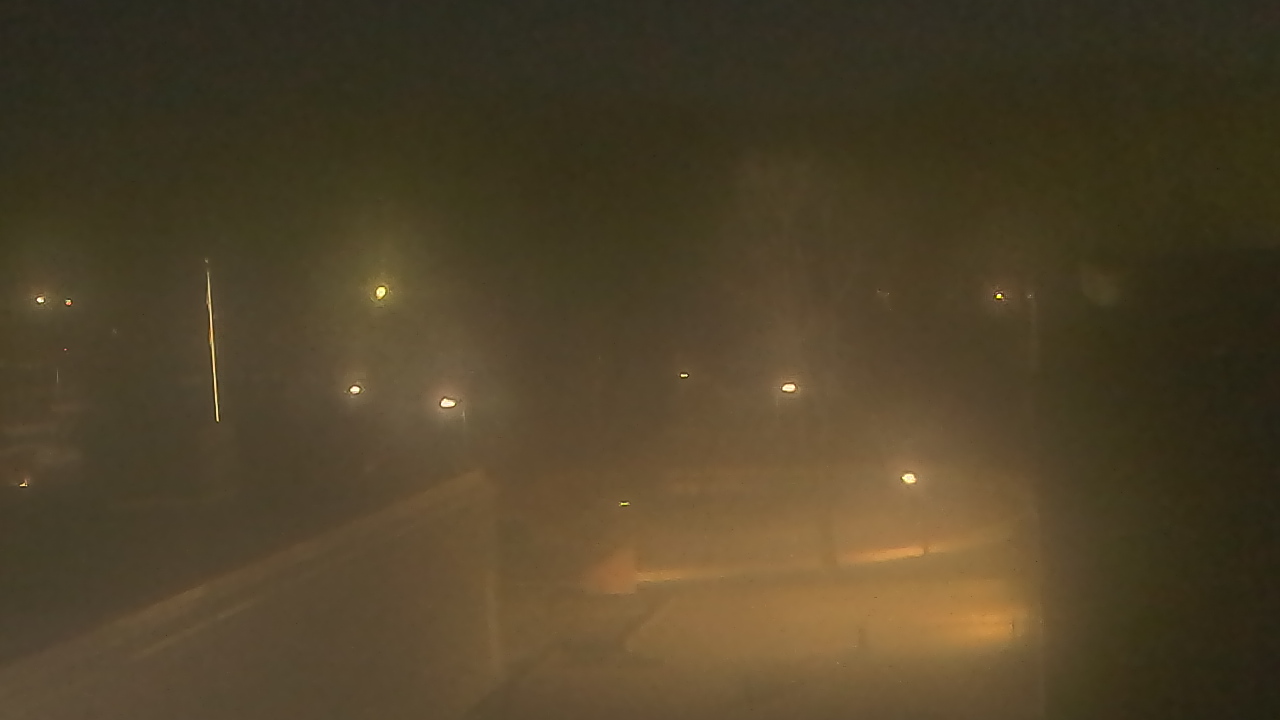 Thumbnail for current weather camera view from Dag Hammarskjold MS in Wallingford, Connecticut