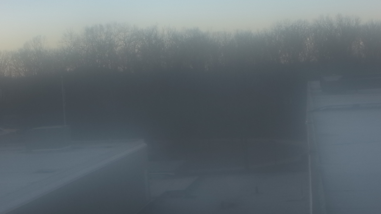 Thumbnail for current weather camera view from Dag Hammarskjold MS in Wallingford, Connecticut