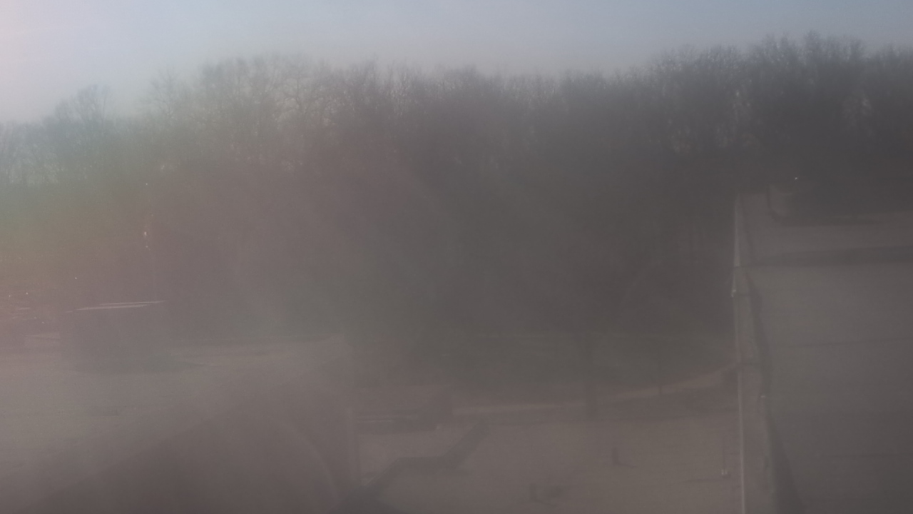 Thumbnail for current weather camera view from Dag Hammarskjold MS in Wallingford, Connecticut