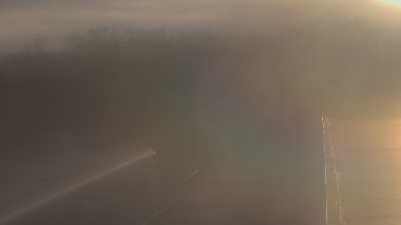 Thumbnail for current weather camera view from Dag Hammarskjold MS in Wallingford, Connecticut