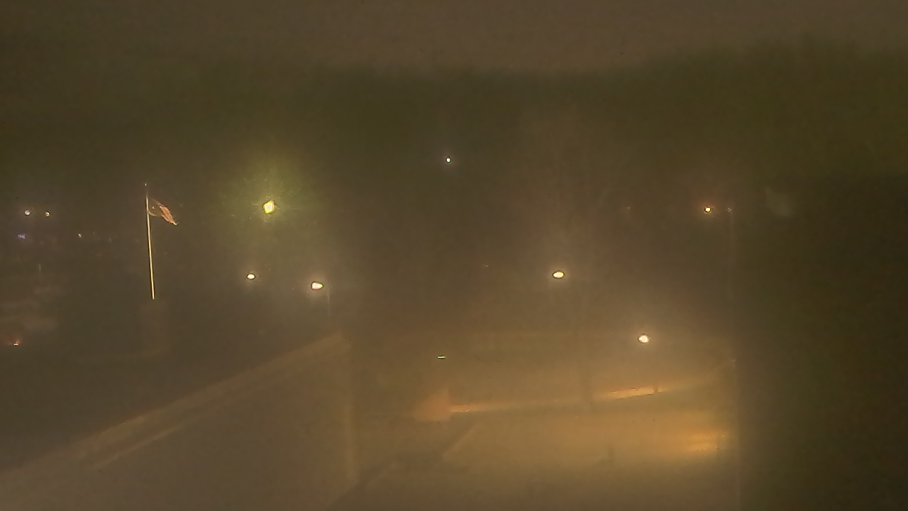 Thumbnail for current weather camera view from Dag Hammarskjold MS in Wallingford, Connecticut