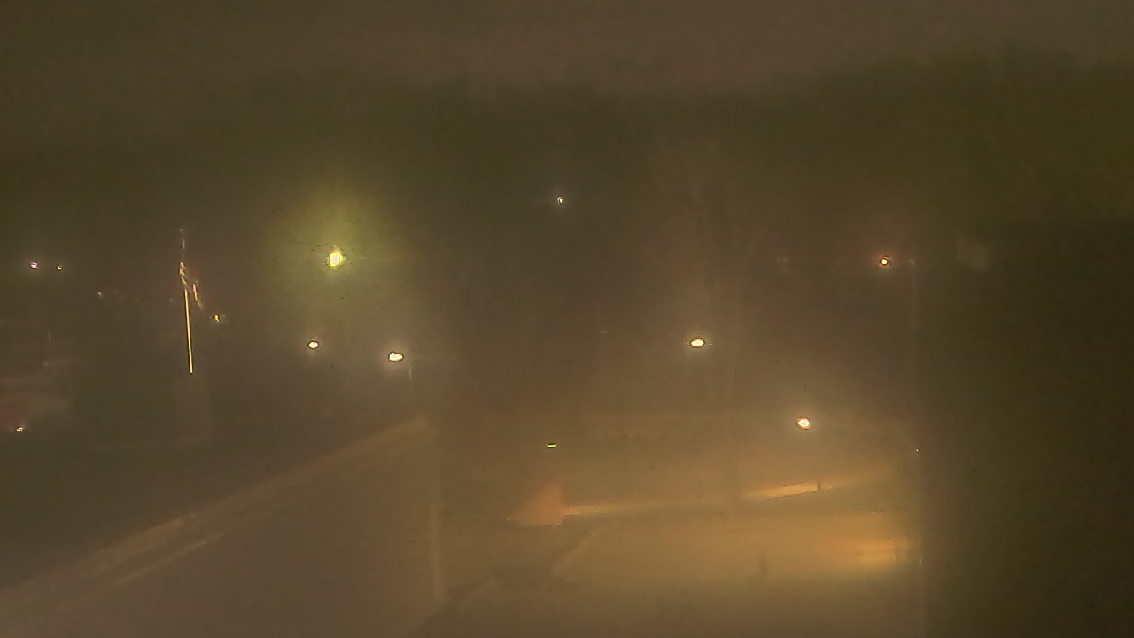 Thumbnail for current weather camera view from Dag Hammarskjold MS in Wallingford, Connecticut