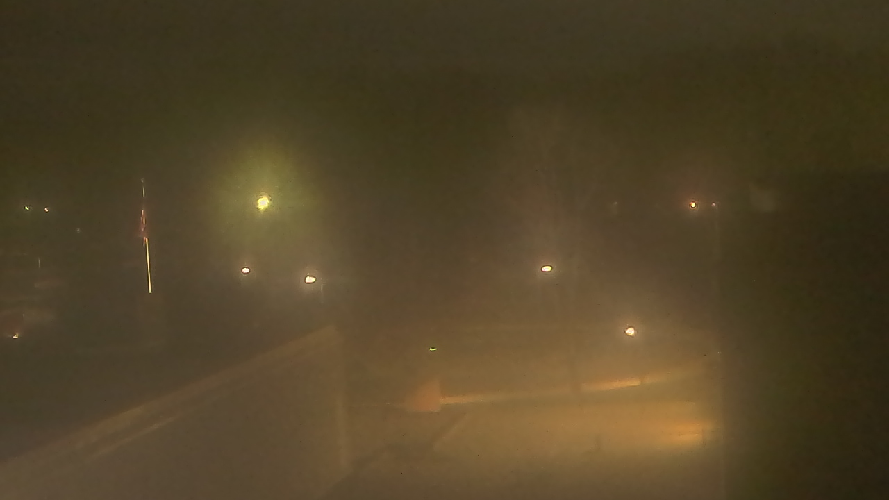 Thumbnail for current weather camera view from Dag Hammarskjold MS in Wallingford, Connecticut