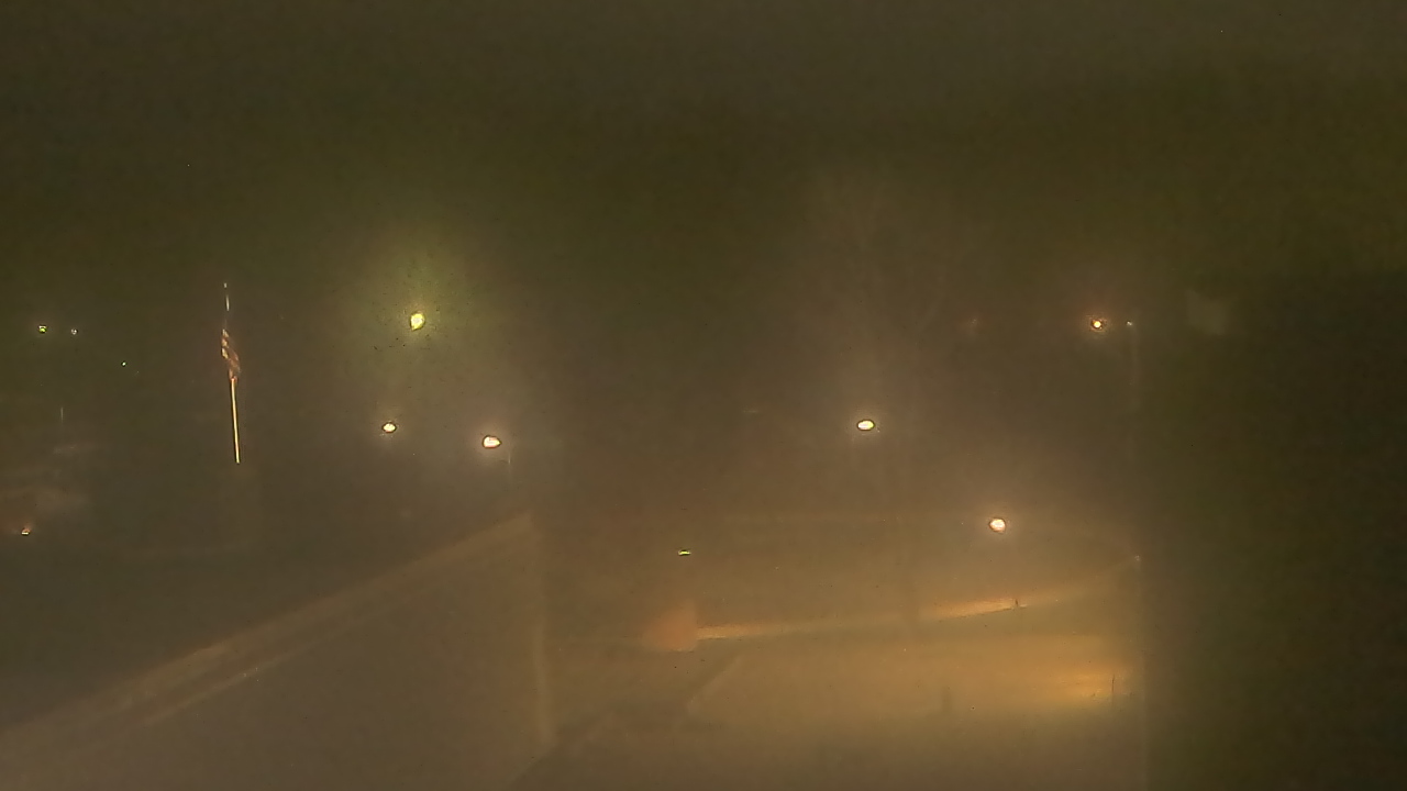 Thumbnail for current weather camera view from Dag Hammarskjold MS in Wallingford, Connecticut