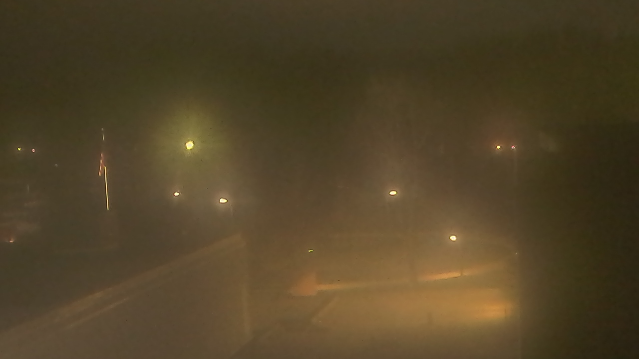 Thumbnail for current weather camera view from Dag Hammarskjold MS in Wallingford, Connecticut