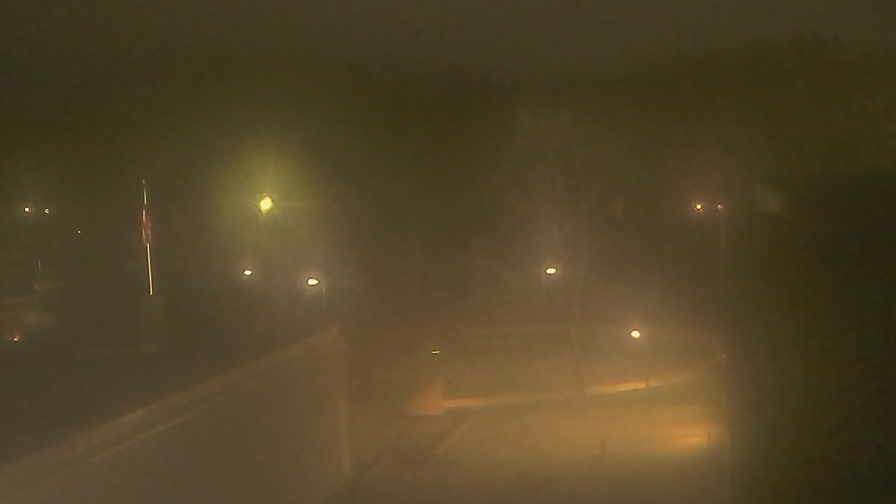 Thumbnail for current weather camera view from Dag Hammarskjold MS in Wallingford, Connecticut