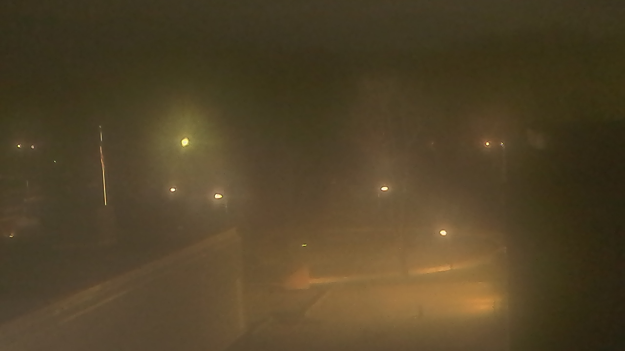 Thumbnail for current weather camera view from Dag Hammarskjold MS in Wallingford, Connecticut