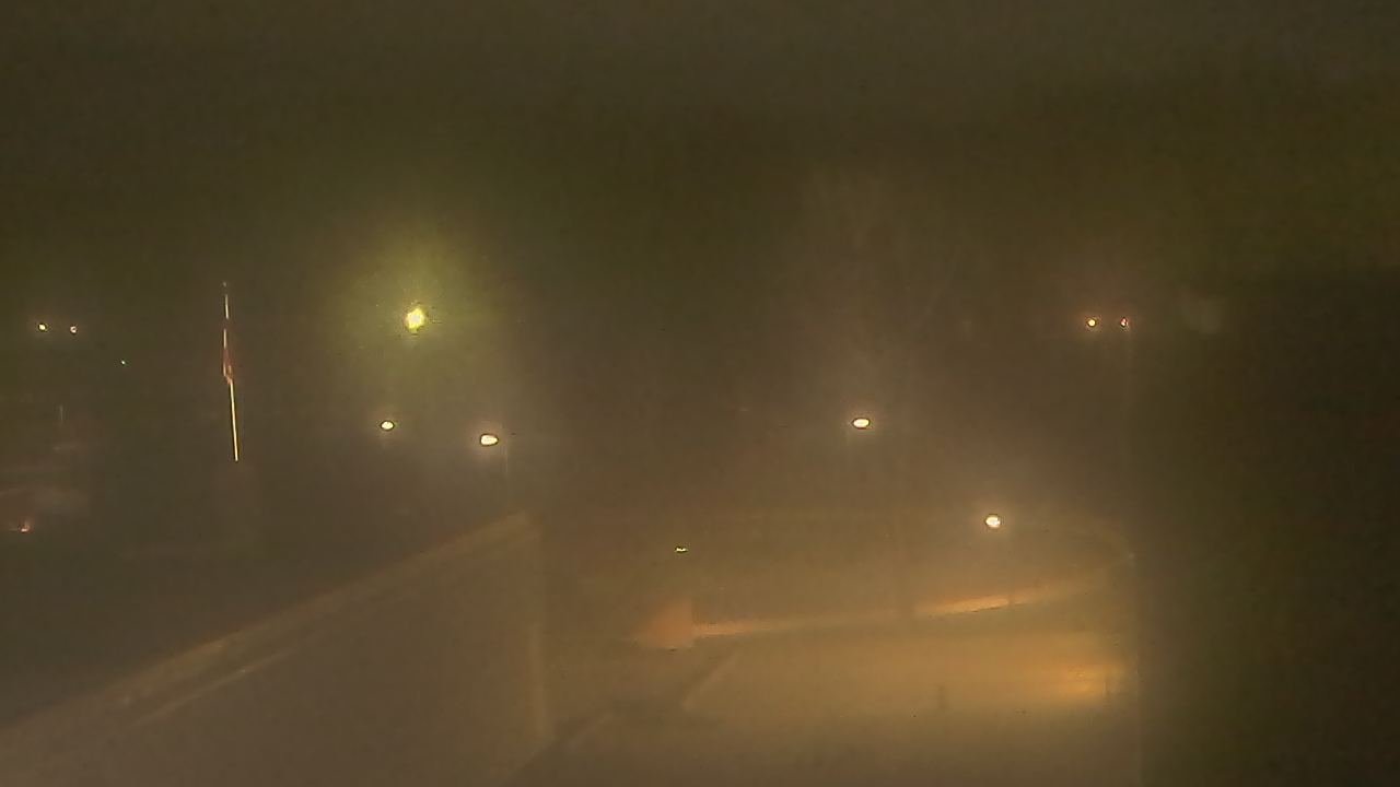 Thumbnail for current weather camera view from Dag Hammarskjold MS in Wallingford, Connecticut