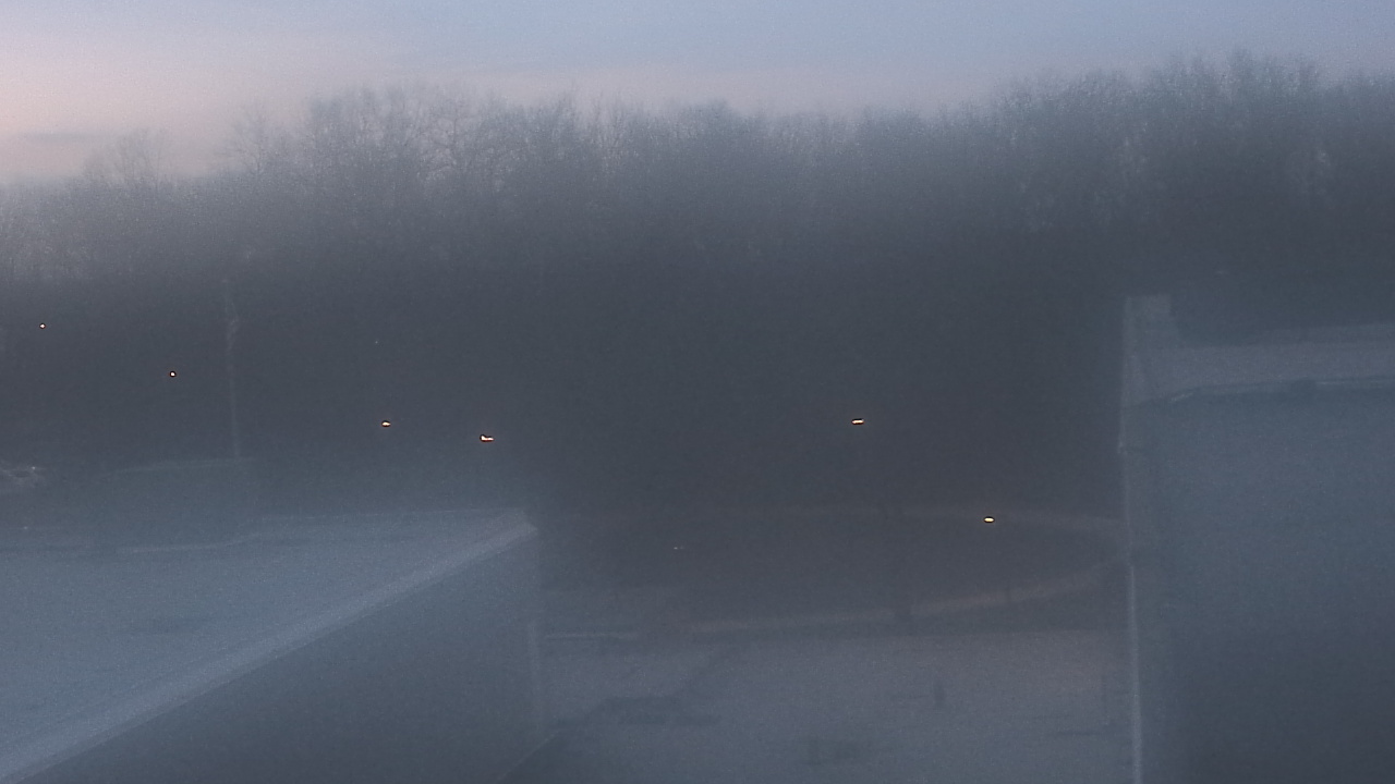 Thumbnail for current weather camera view from Dag Hammarskjold MS in Wallingford, Connecticut