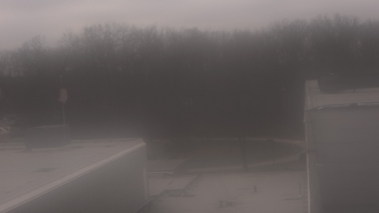 Thumbnail for current weather camera view from Dag Hammarskjold MS in Wallingford, Connecticut