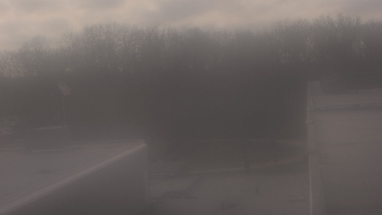 Thumbnail for current weather camera view from Dag Hammarskjold MS in Wallingford, Connecticut