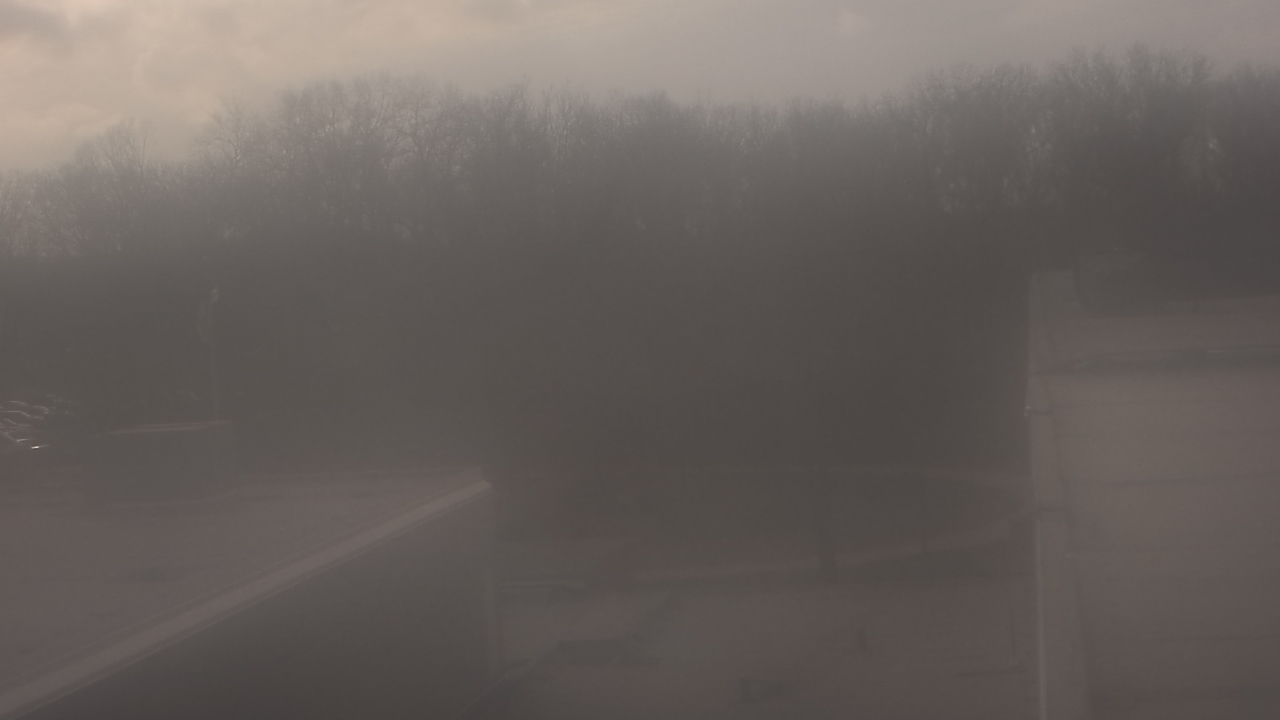 Thumbnail for current weather camera view from Dag Hammarskjold MS in Wallingford, Connecticut