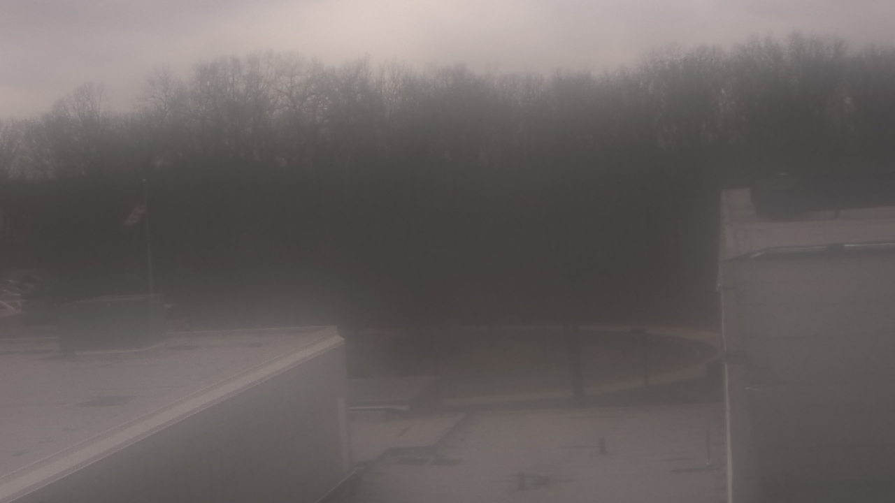 Thumbnail for current weather camera view from Dag Hammarskjold MS in Wallingford, Connecticut