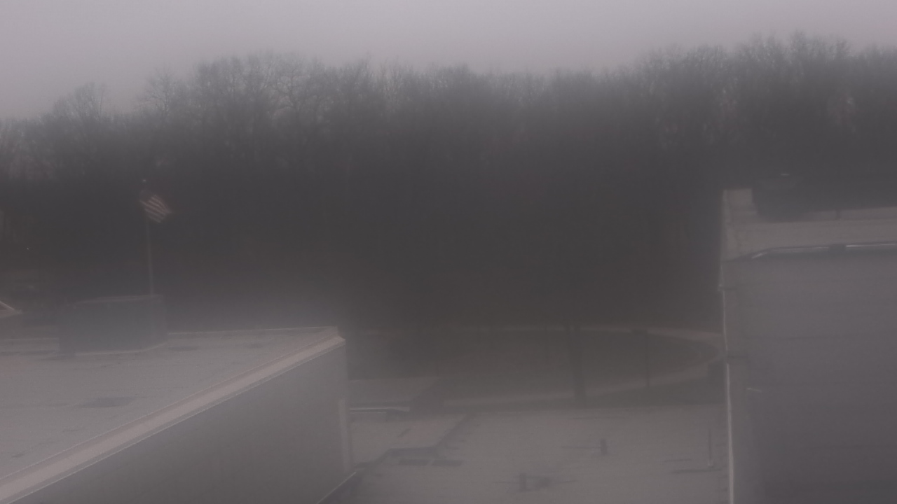 Thumbnail for current weather camera view from Dag Hammarskjold MS in Wallingford, Connecticut