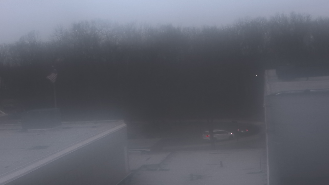Thumbnail for current weather camera view from Dag Hammarskjold MS in Wallingford, Connecticut