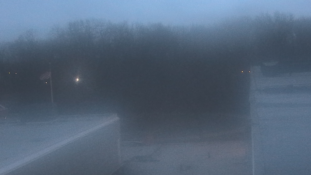Thumbnail for current weather camera view from Dag Hammarskjold MS in Wallingford, Connecticut