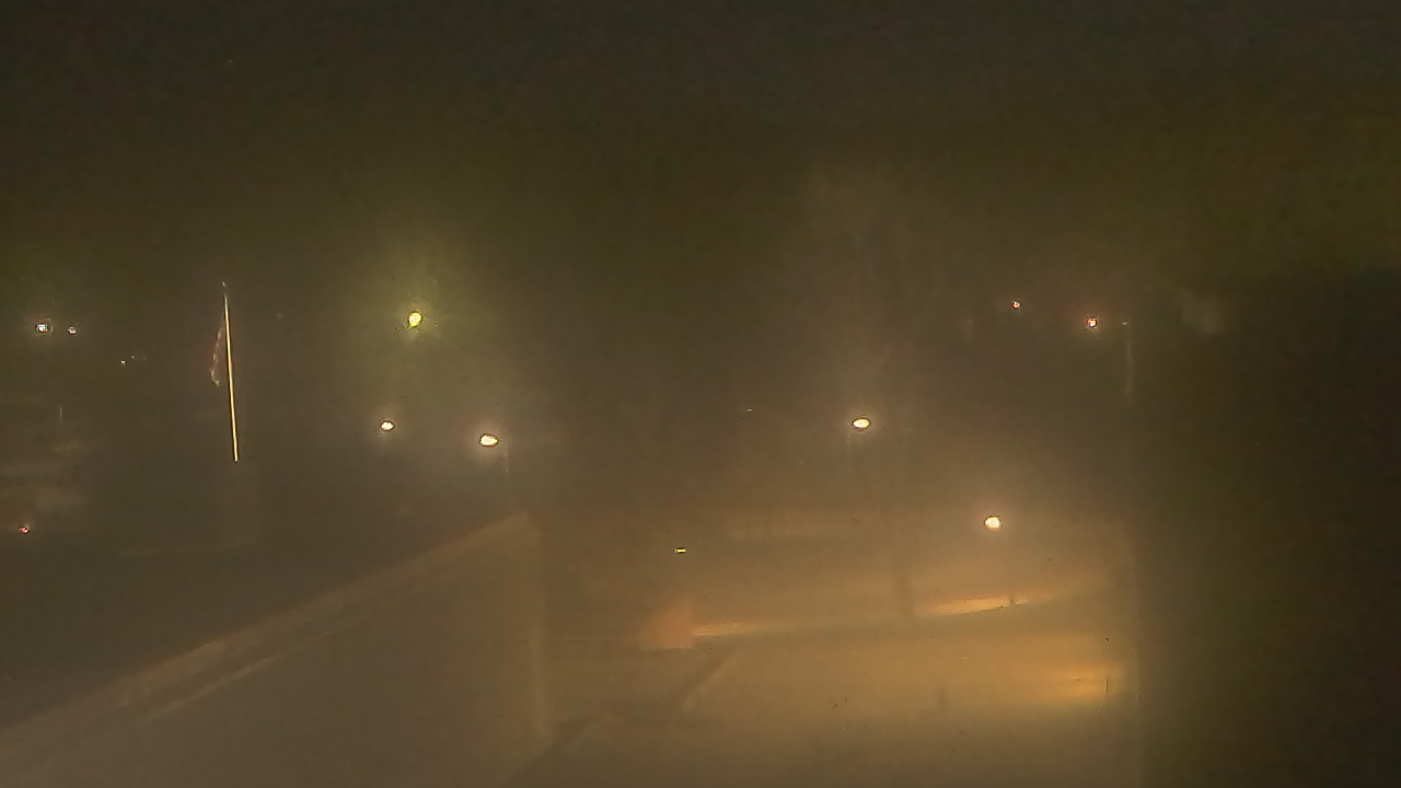 Thumbnail for current weather camera view from Dag Hammarskjold MS in Wallingford, Connecticut