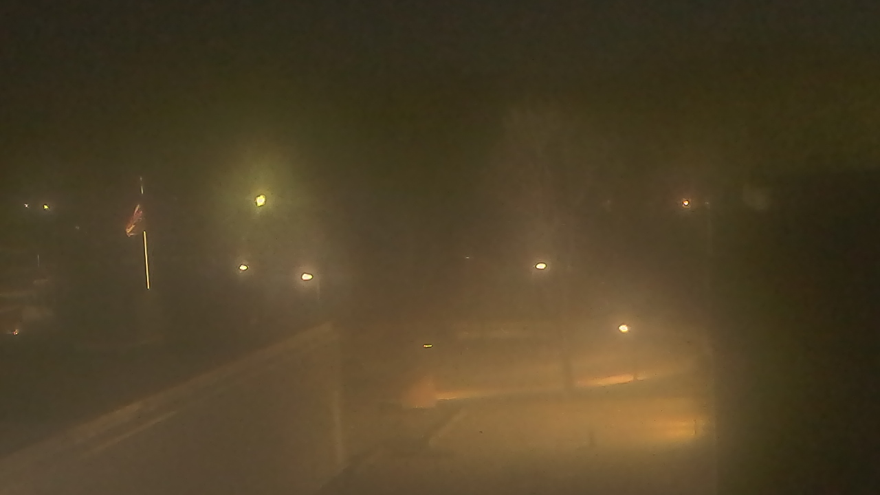 Thumbnail for current weather camera view from Dag Hammarskjold MS in Wallingford, Connecticut