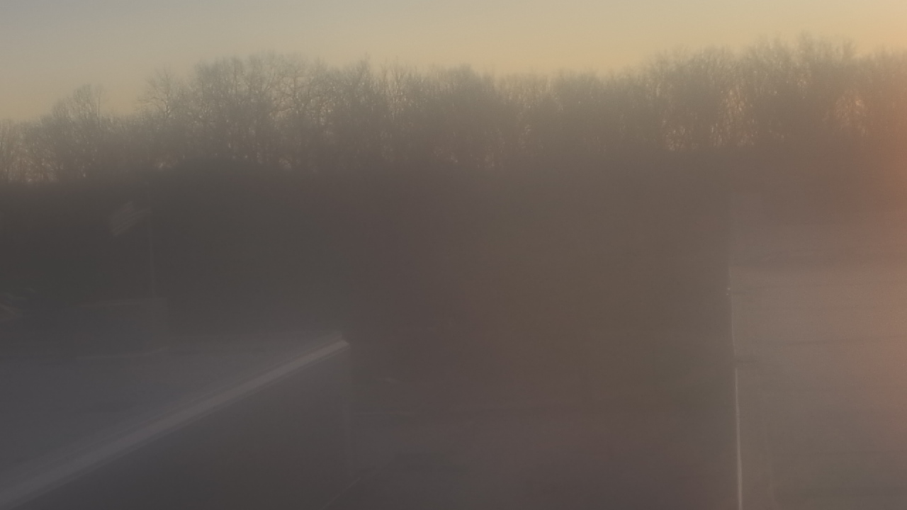 Thumbnail for current weather camera view from Dag Hammarskjold MS in Wallingford, Connecticut