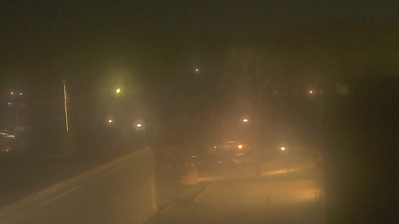 Thumbnail for current weather camera view from Dag Hammarskjold MS in Wallingford, Connecticut