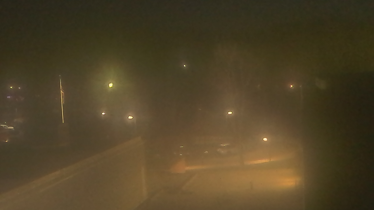 Thumbnail for current weather camera view from Dag Hammarskjold MS in Wallingford, Connecticut