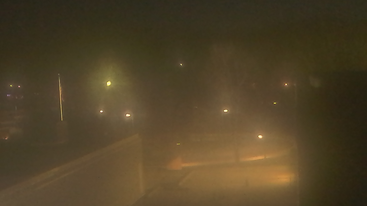 Thumbnail for current weather camera view from Dag Hammarskjold MS in Wallingford, Connecticut