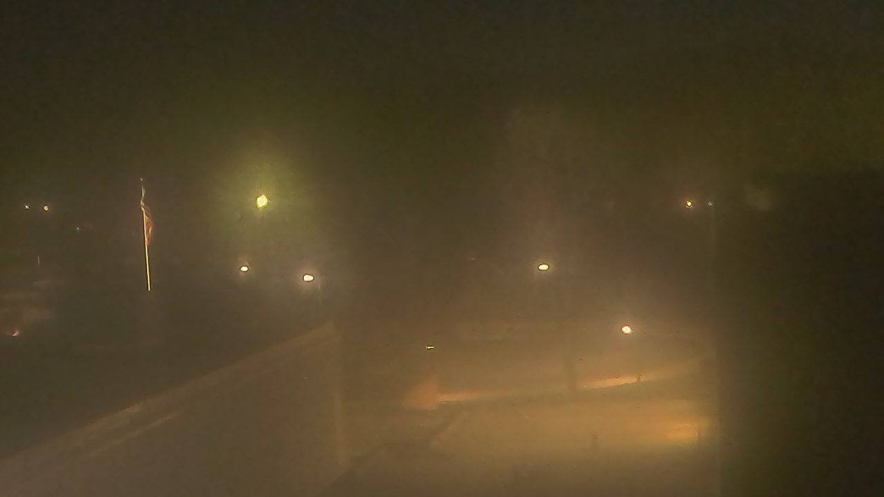 Thumbnail for current weather camera view from Dag Hammarskjold MS in Wallingford, Connecticut