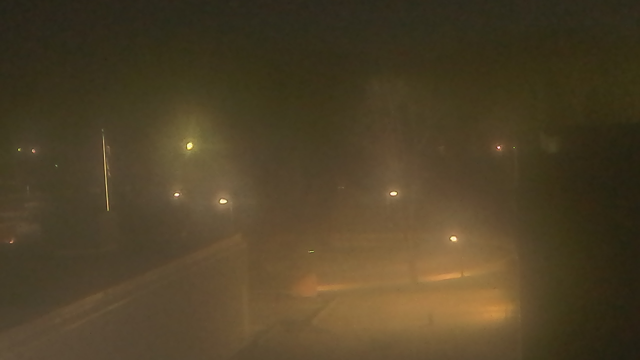 Thumbnail for current weather camera view from Dag Hammarskjold MS in Wallingford, Connecticut