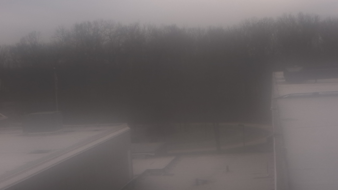 Thumbnail for current weather camera view from Dag Hammarskjold MS in Wallingford, Connecticut