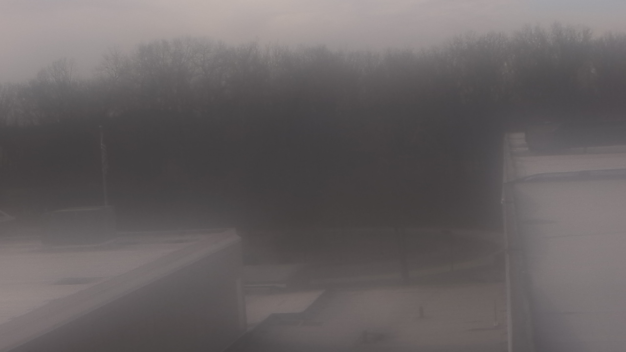 Thumbnail for current weather camera view from Dag Hammarskjold MS in Wallingford, Connecticut