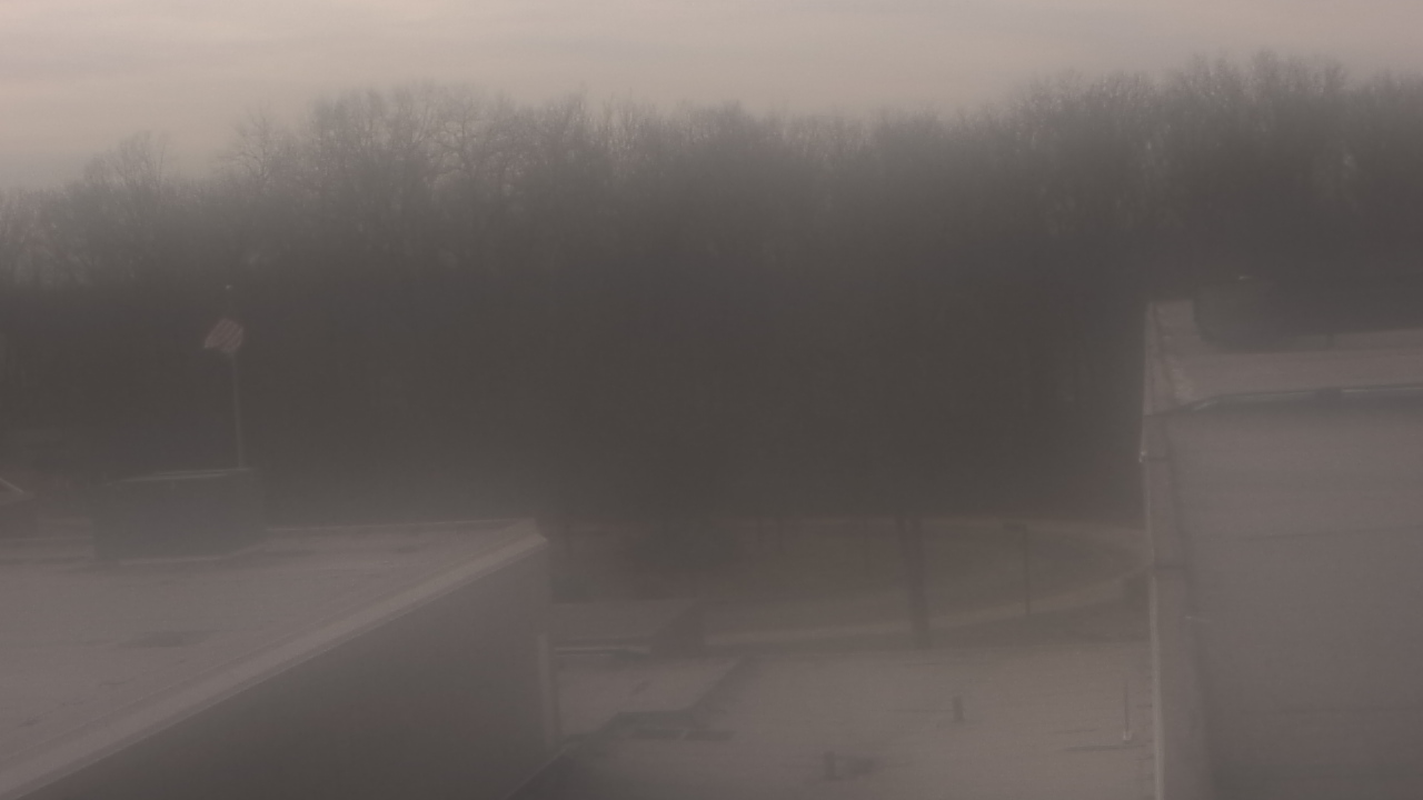 Thumbnail for current weather camera view from Dag Hammarskjold MS in Wallingford, Connecticut