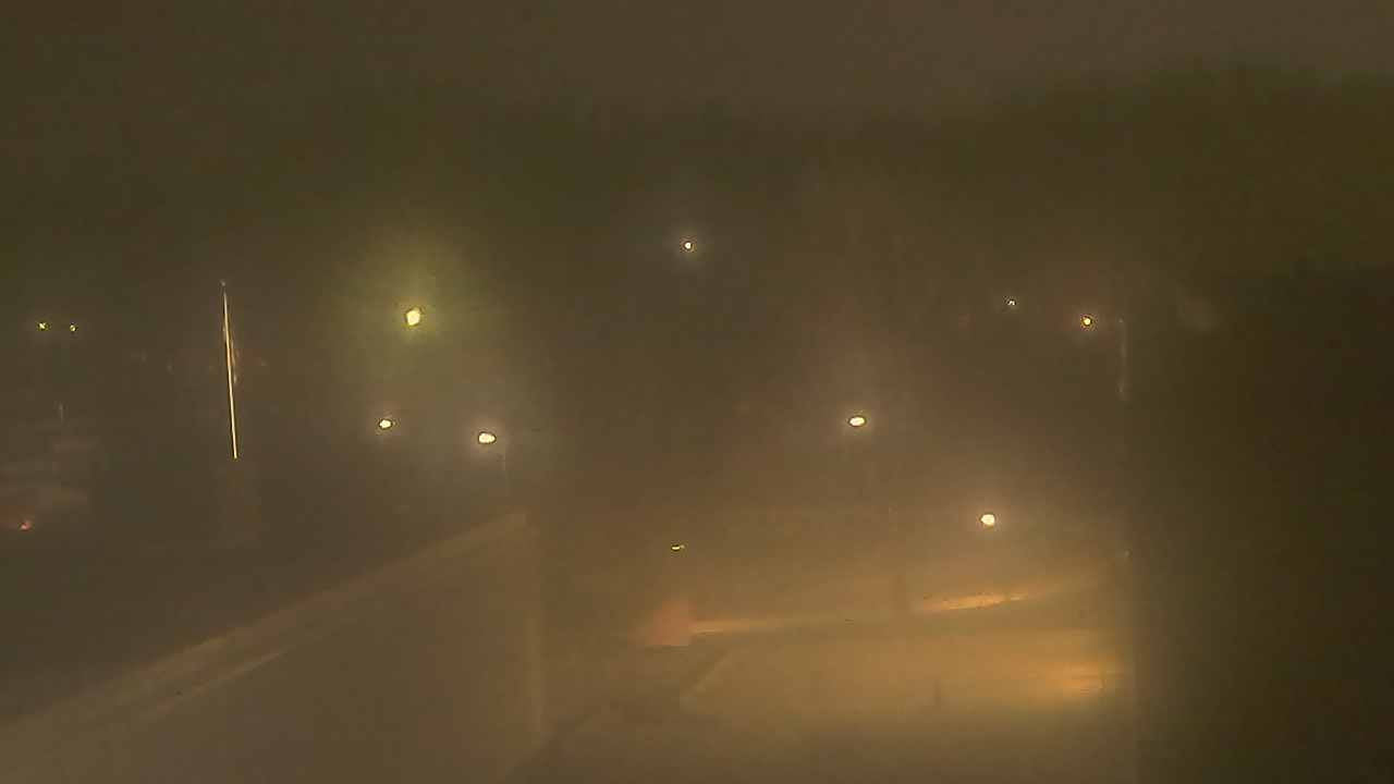 Thumbnail for current weather camera view from Dag Hammarskjold MS in Wallingford, Connecticut