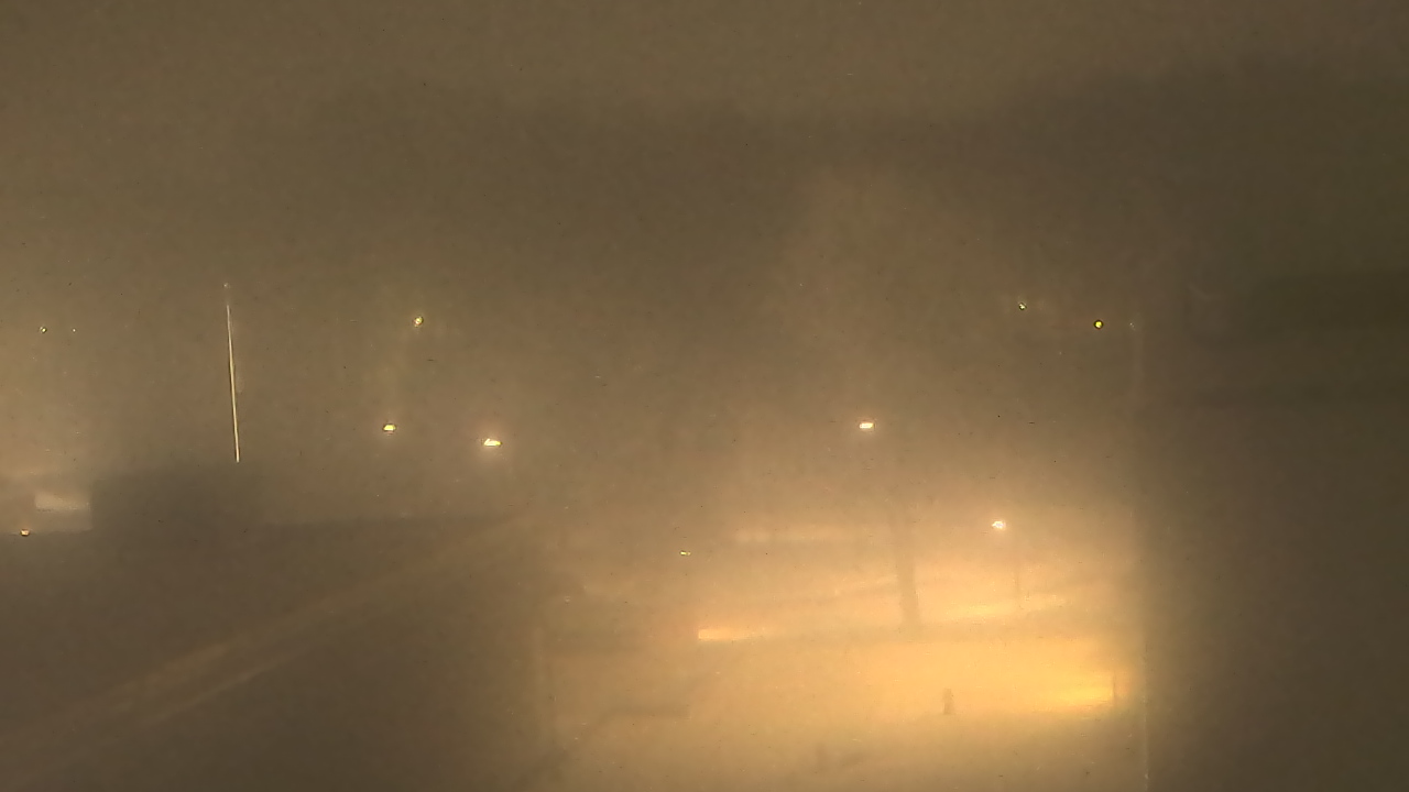 Thumbnail for current weather camera view from Dag Hammarskjold MS in Wallingford, Connecticut