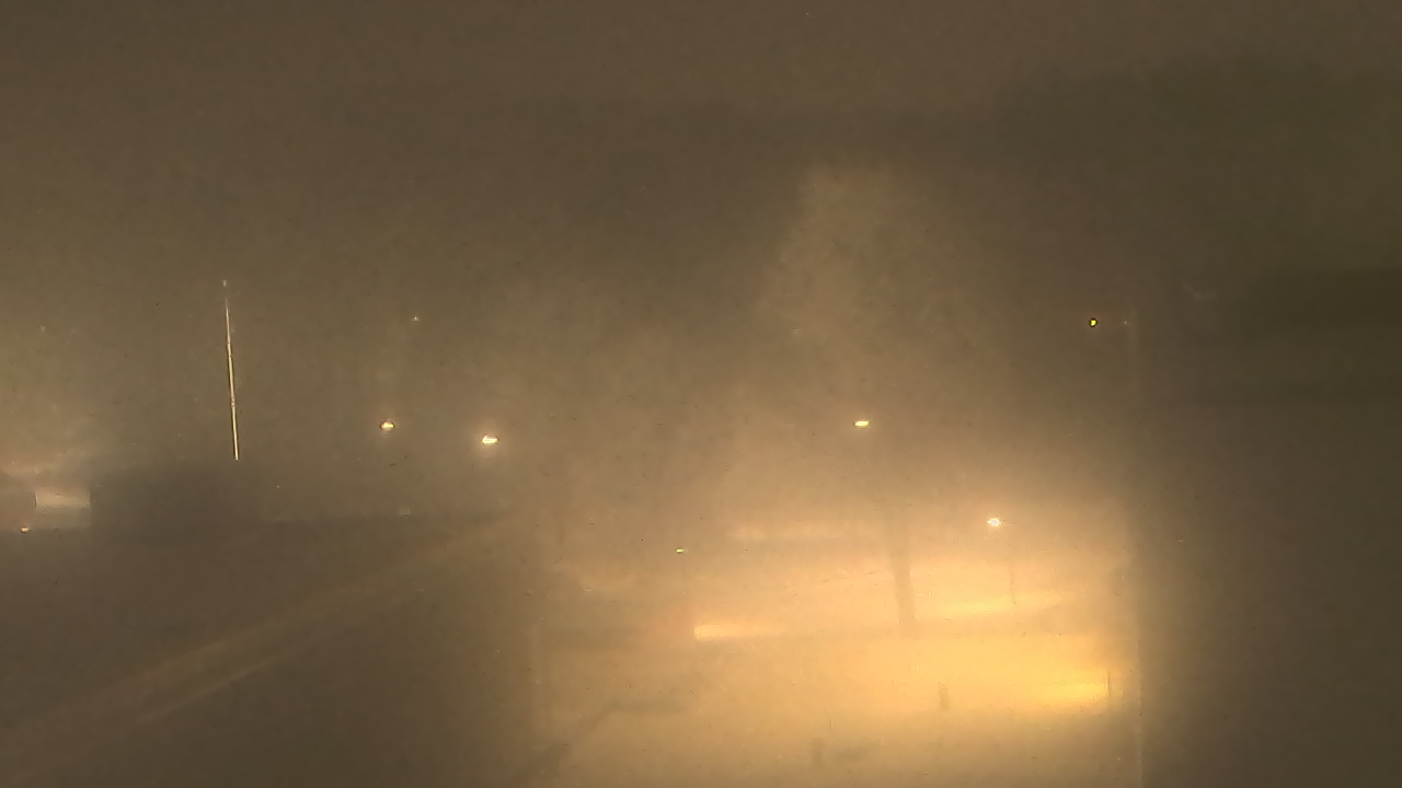 Thumbnail for current weather camera view from Dag Hammarskjold MS in Wallingford, Connecticut