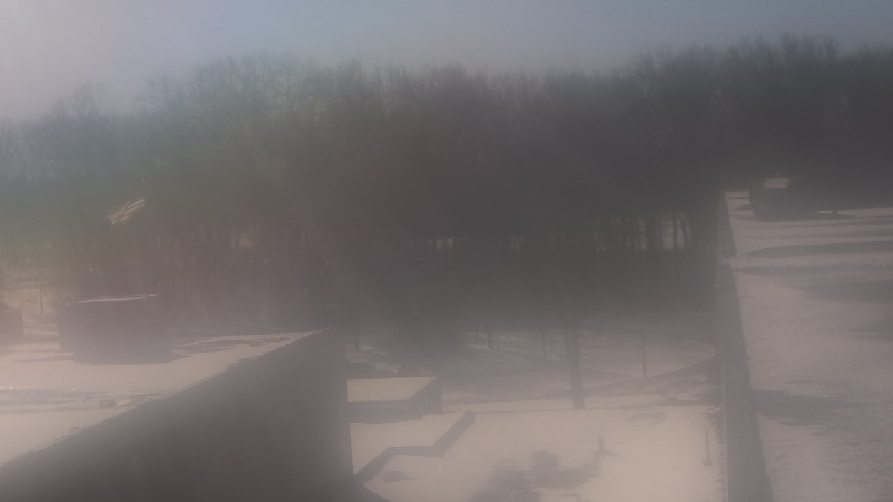 Thumbnail for current weather camera view from Dag Hammarskjold MS in Wallingford, Connecticut