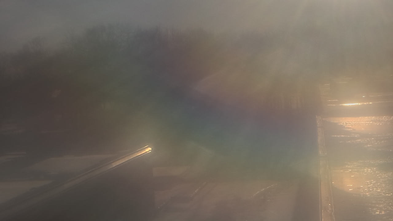 Thumbnail for current weather camera view from Dag Hammarskjold MS in Wallingford, Connecticut