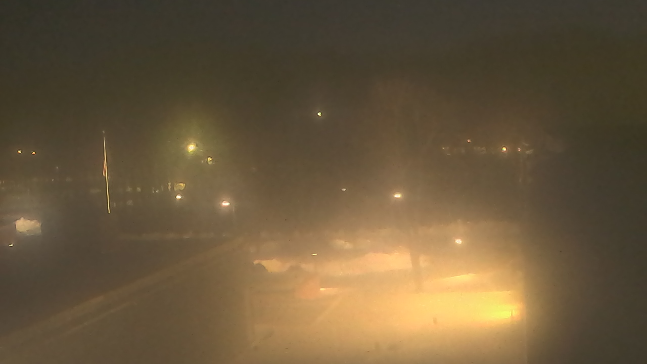 Thumbnail for current weather camera view from Dag Hammarskjold MS in Wallingford, Connecticut