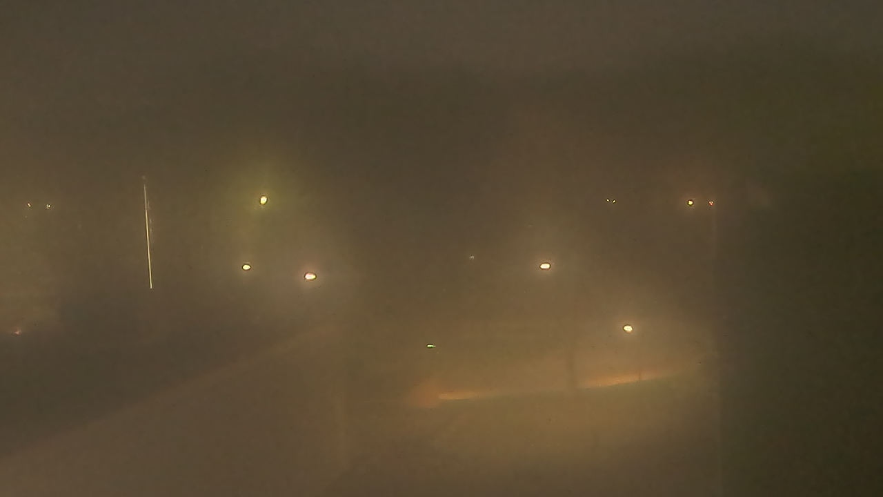 Thumbnail for current weather camera view from Dag Hammarskjold MS in Wallingford, Connecticut