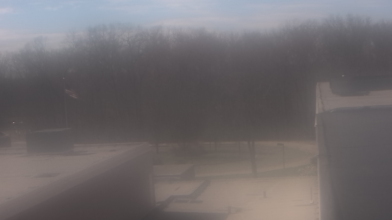 Thumbnail for current weather camera view from Dag Hammarskjold MS in Wallingford, Connecticut