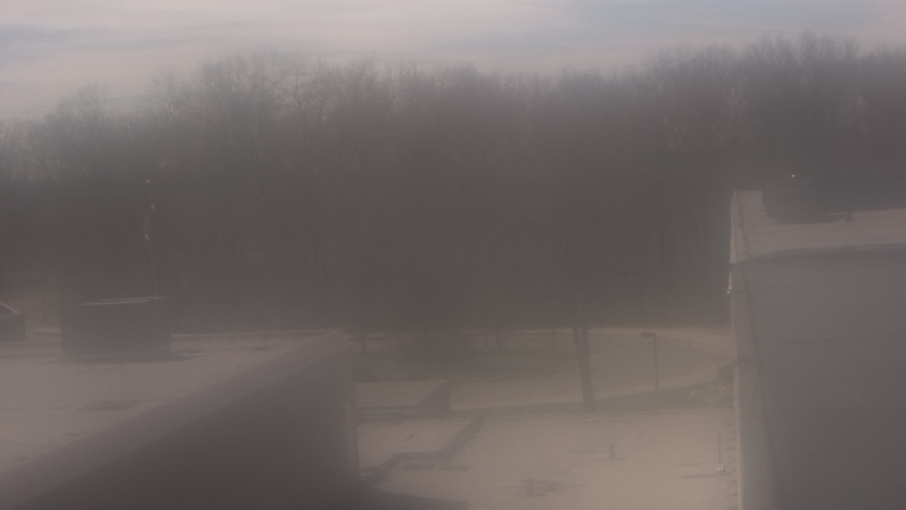 Thumbnail for current weather camera view from Dag Hammarskjold MS in Wallingford, Connecticut