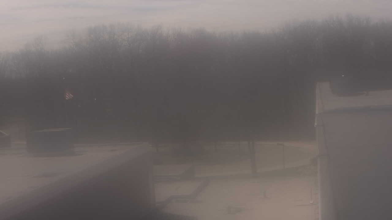 Thumbnail for current weather camera view from Dag Hammarskjold MS in Wallingford, Connecticut
