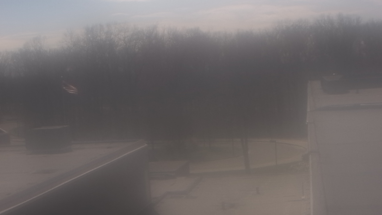Thumbnail for current weather camera view from Dag Hammarskjold MS in Wallingford, Connecticut