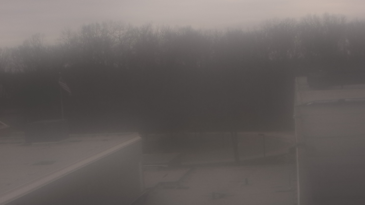 Thumbnail for current weather camera view from Dag Hammarskjold MS in Wallingford, Connecticut