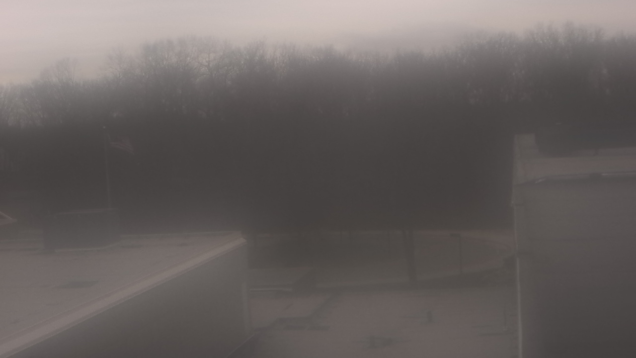 Thumbnail for current weather camera view from Dag Hammarskjold MS in Wallingford, Connecticut