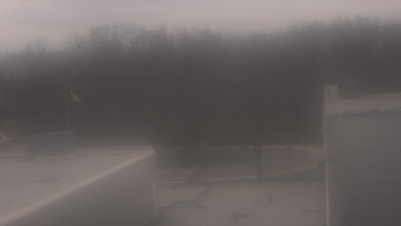Thumbnail for current weather camera view from Dag Hammarskjold MS in Wallingford, Connecticut