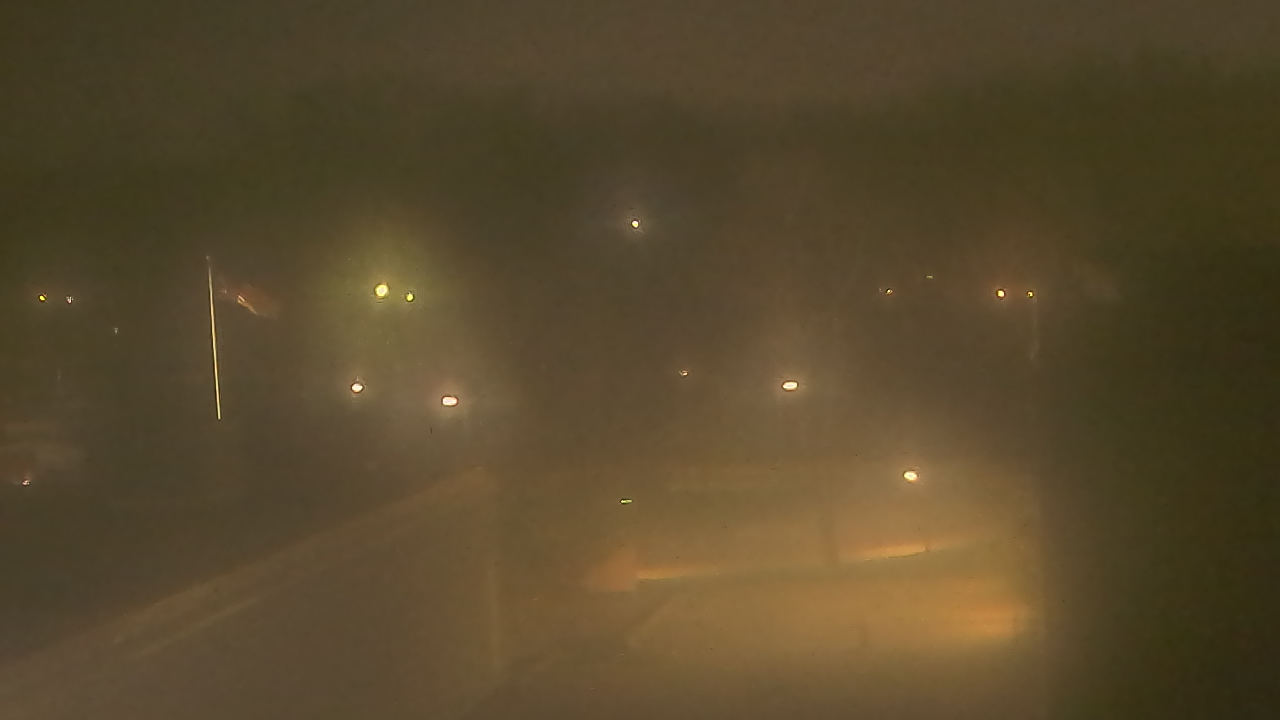 Thumbnail for current weather camera view from Dag Hammarskjold MS in Wallingford, Connecticut