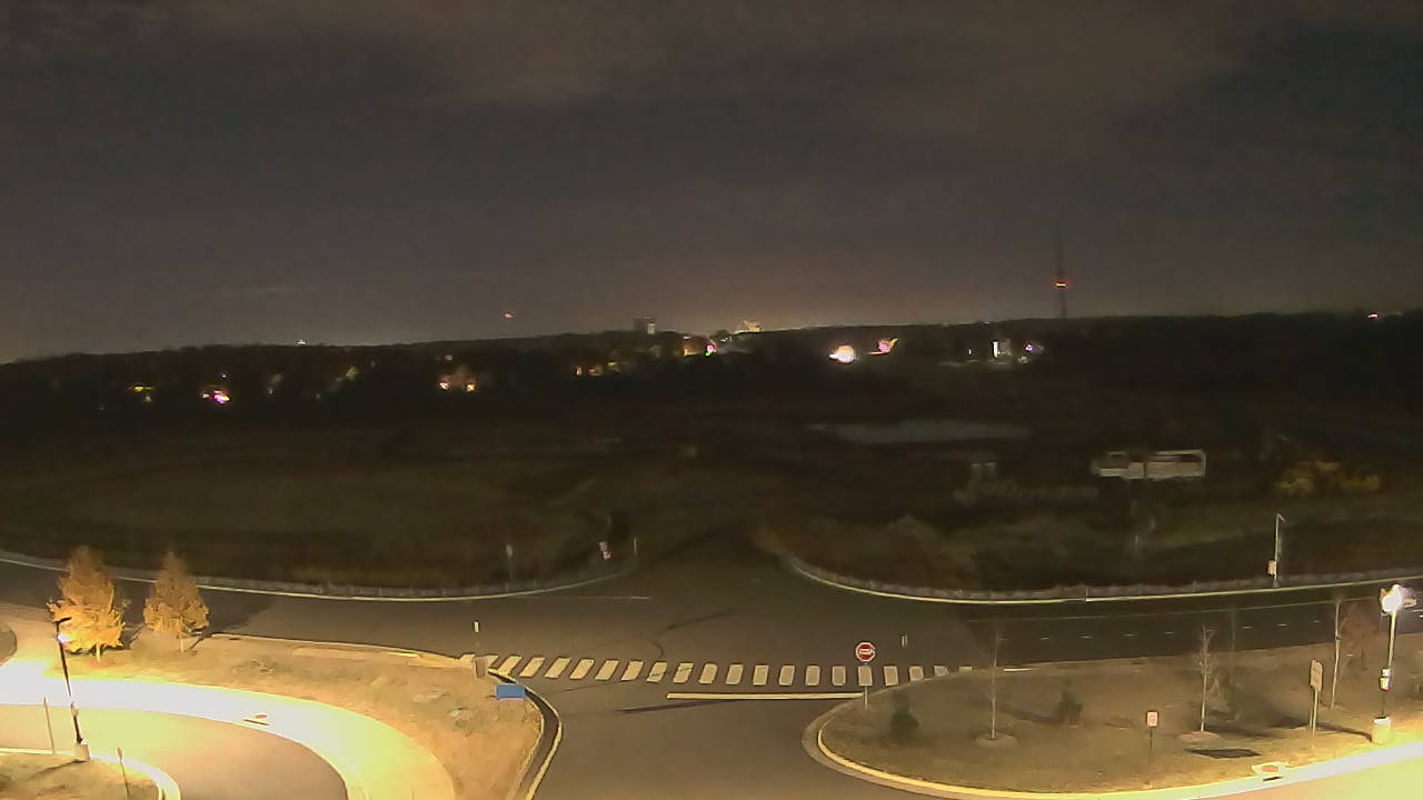 Thumbnail for current weather camera view from Waxpool Elementary School in Broadlands, Virginia