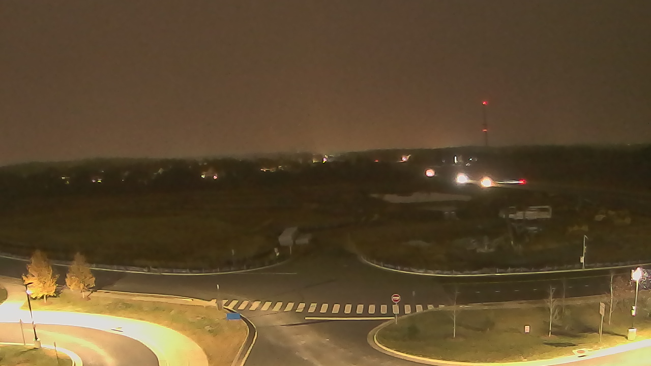 Thumbnail for current weather camera view from Waxpool Elementary School in Broadlands, Virginia